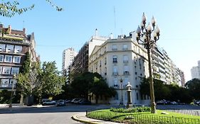 Moderno departamento con balcón en Recoleta